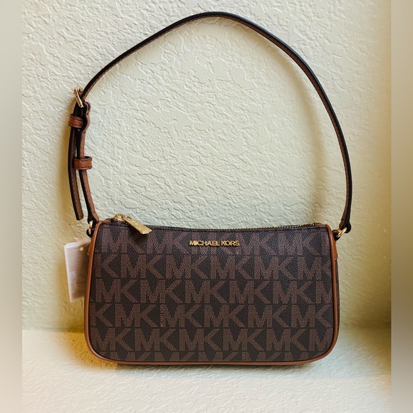 MICHEAL KORS SOLD 🦋 gorgeous shoulder Signature Logo bag NW - Picture 4 of 12